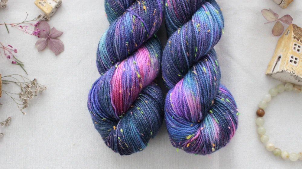 "Nemesia" - merino a Donegal neps 400m
