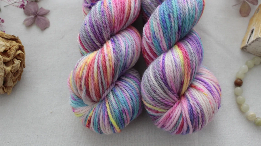 "Neon balm" ARAN merino sw 166m/100g