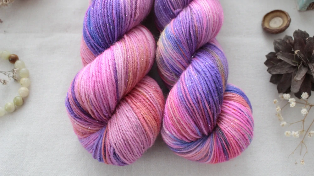 "Katchi" - EXTRA Merino sw/polyamid/Lurex 400m/100g