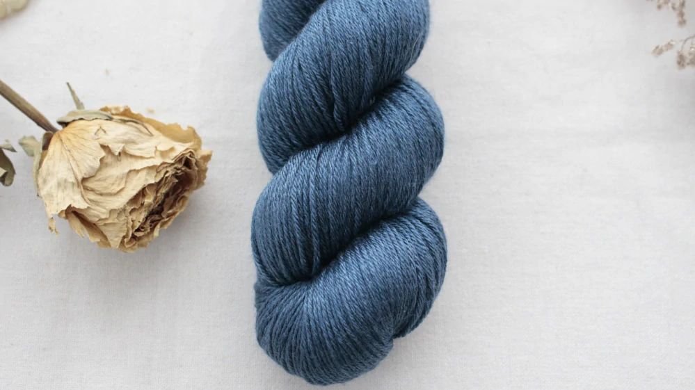 "Blue" - merino sw/hedvábí 50/50 400m