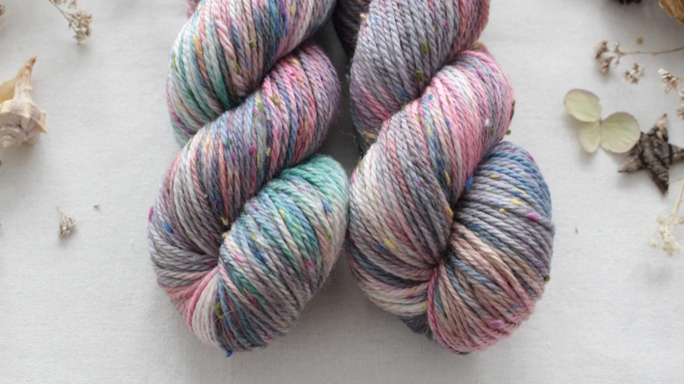 "Solita" - merino sw a Donegal neps 166m