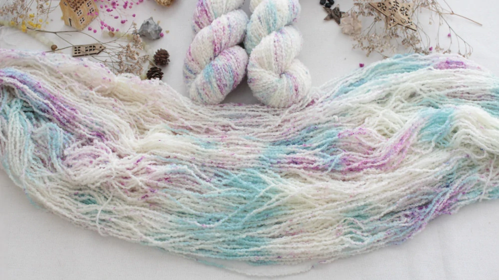 "Flow 2" - merino sw Boucle 220m/100g