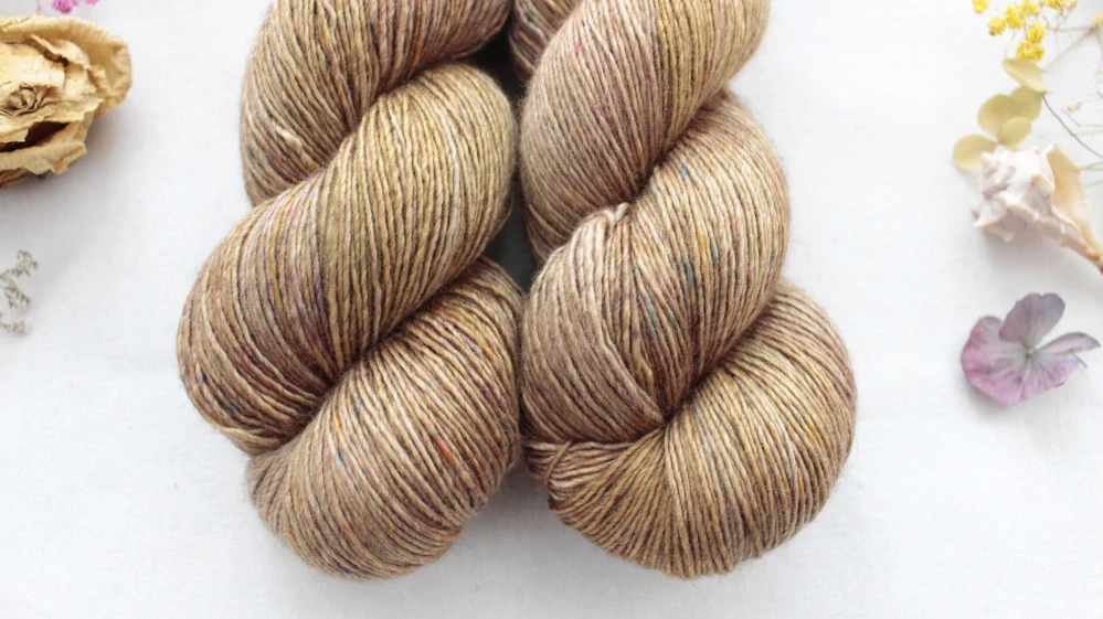 "Dourado" 120g -  65%merino 20%hedvábí a 15% yak