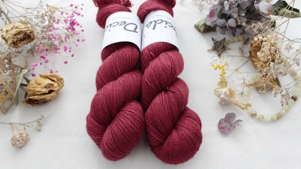 "Red" 120g -  65%merino 20%hedvábí a 15% yak