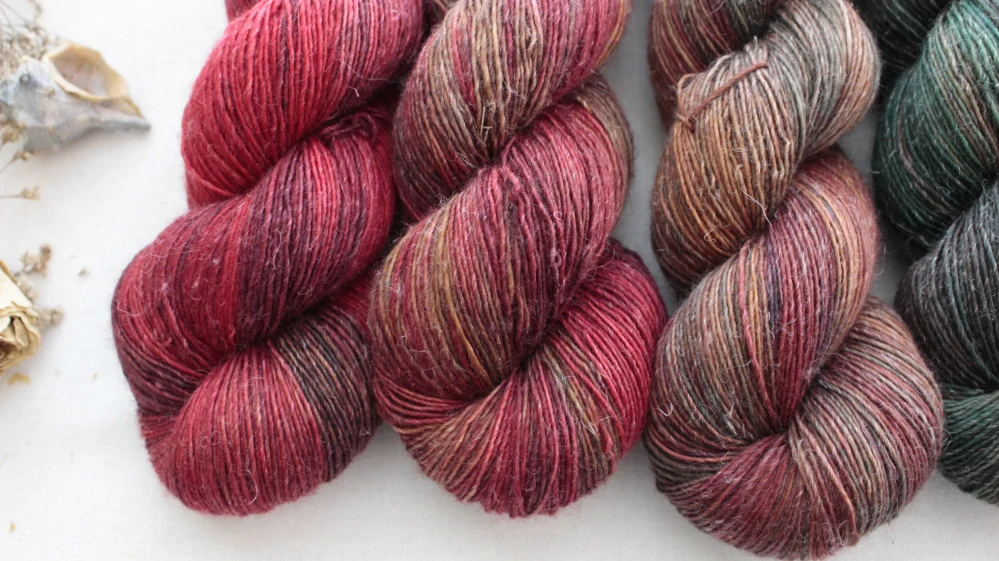 "Fade 26" - 500g Single 90% Merino sw/10% Len 366m