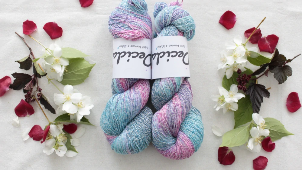 "Riveiras" - 53% bambusová viskóza 47% buretové hedvábí 460m/100g