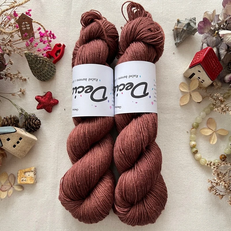 "Chestnut" 80% merino 20% hedvábí 400m 
