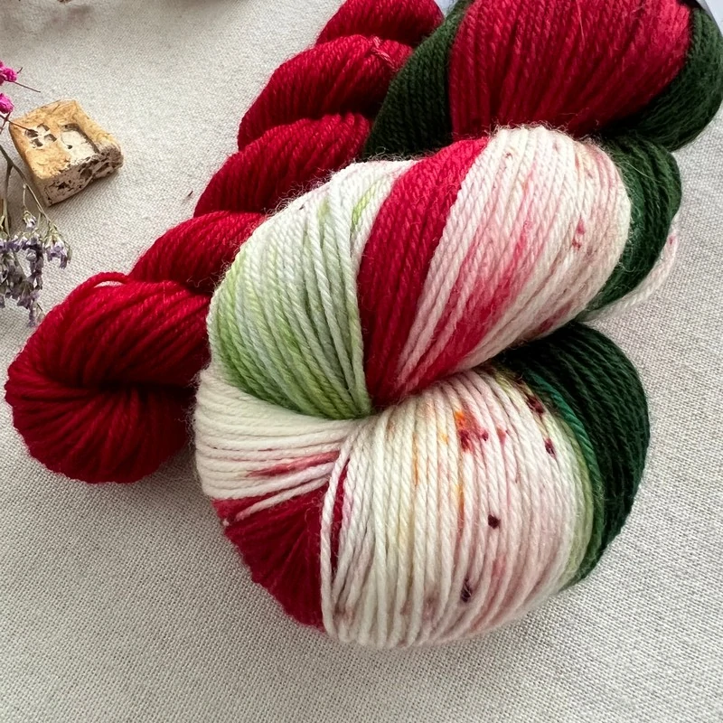 "Vánoční girlanda 9 - Červená"  EXTRA Merino sw/polyamid 400m/100g Set 120g PŘEDOBJEDNÁVKA