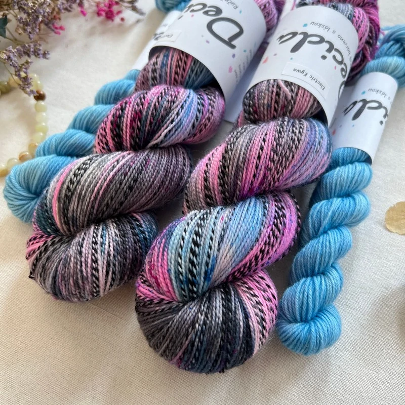 "Eletric Eywa" - ZEBRA Merino sw/nylon 365m set 120g