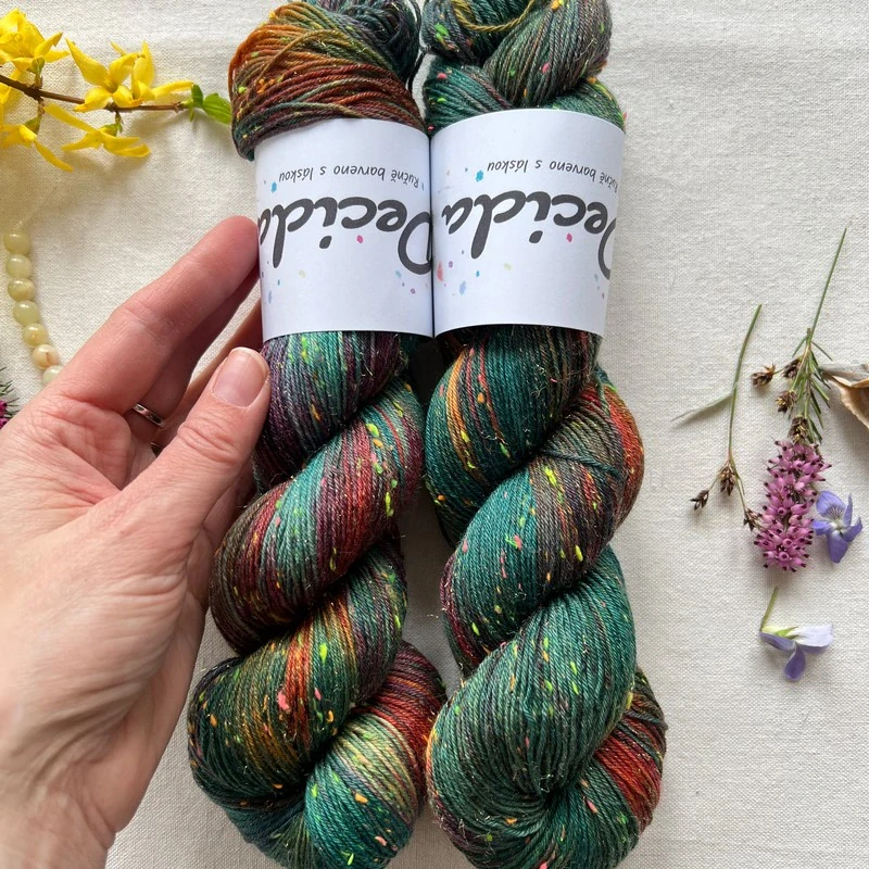 "Forest Party" - 80% merino sw 10% donegal 10% stelina 400m/100g