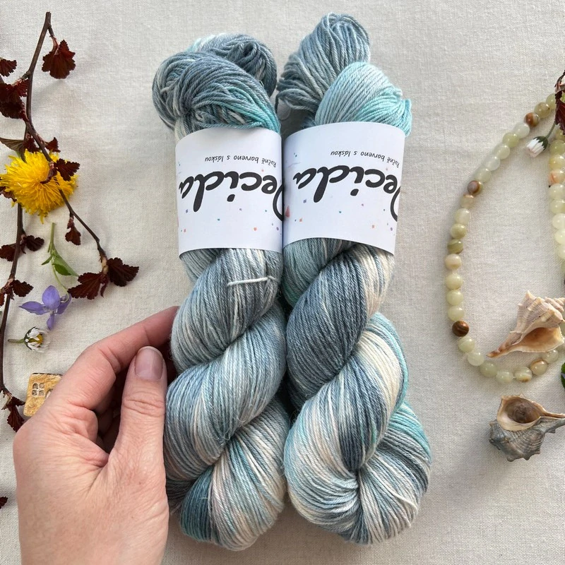 "Leandro" 60% merino 20% hedvábí 20% len 400m 