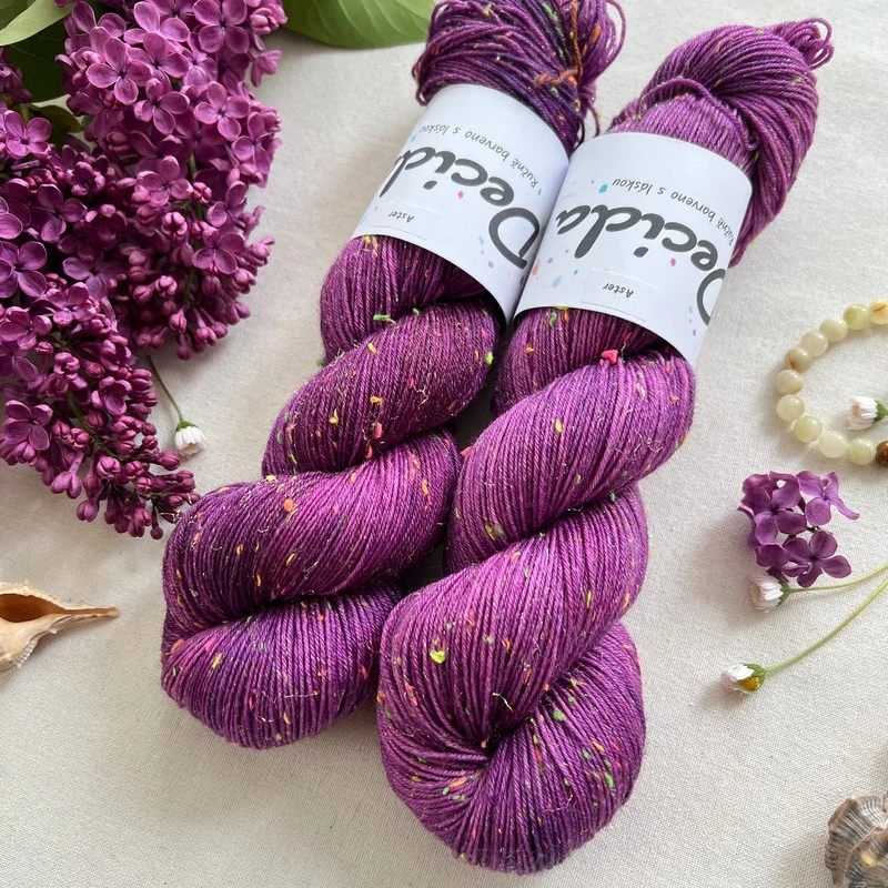 "Aster" - 80% merino sw 10% donegal 10% stelina 400m/100g