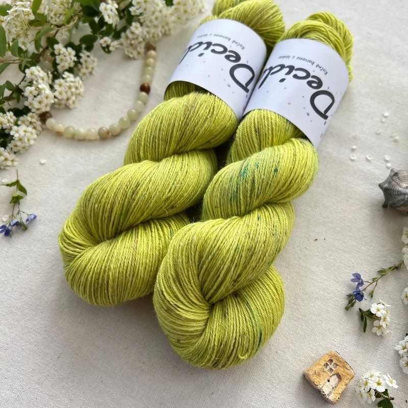 "Lime Flash" 60% merino 20% hedvábí 20% konopí 400m