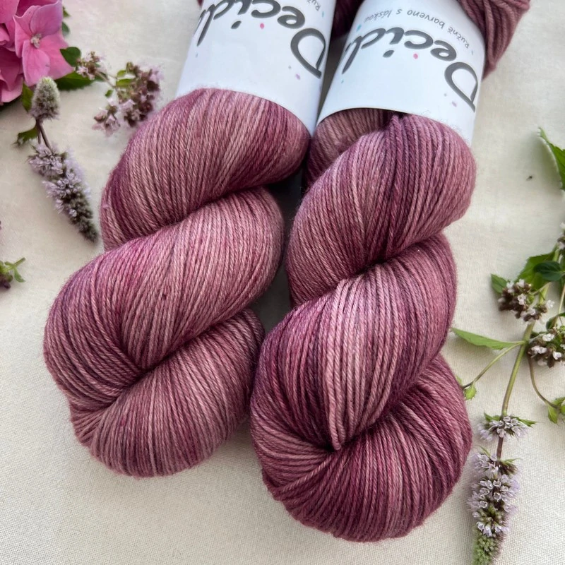 "Rose Dust" EXTRA Merino sw/polyamid 400m/100g