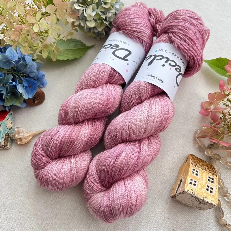 "Rose Whisper" merino/hedvábí 50/50 800m 