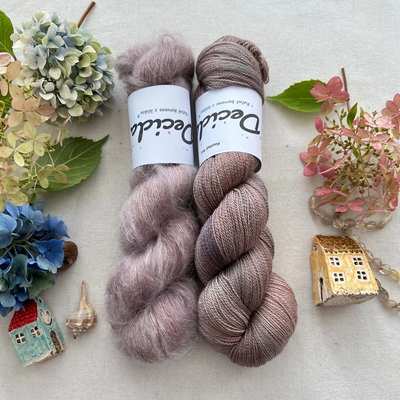 "Cusco" 64% superkid mohér 3% merino 10% flitry 23% hedvábí 400m/50g