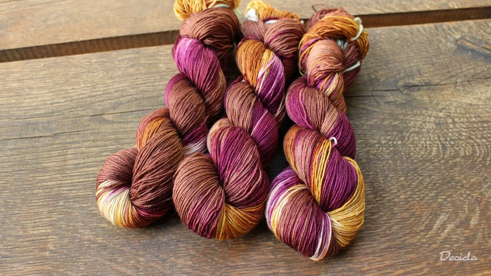 "Nazrzlá burgunda 2"  extra MERINO se sw 3mm