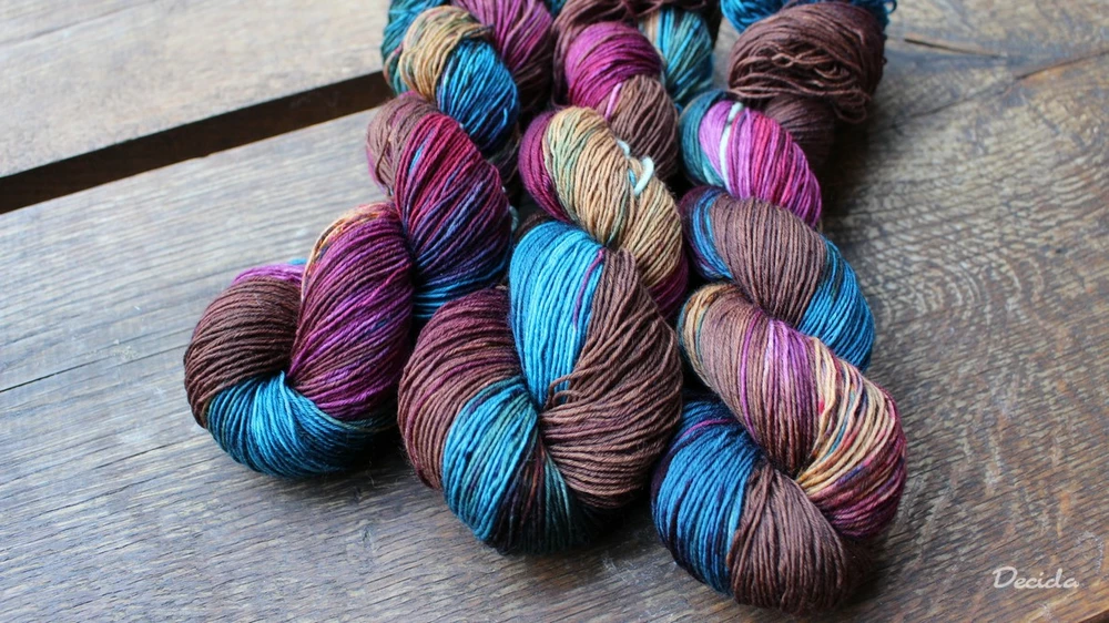 "Burgunda, hnědá a petrolej" extra MERINO se sw 3mm
