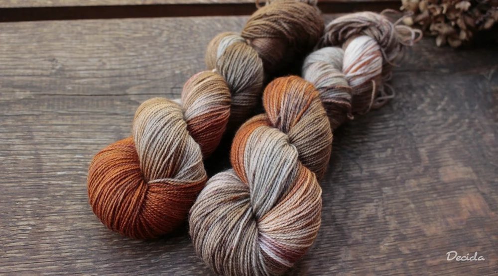 "Pod truhlou" - merino sock Bronze 400m