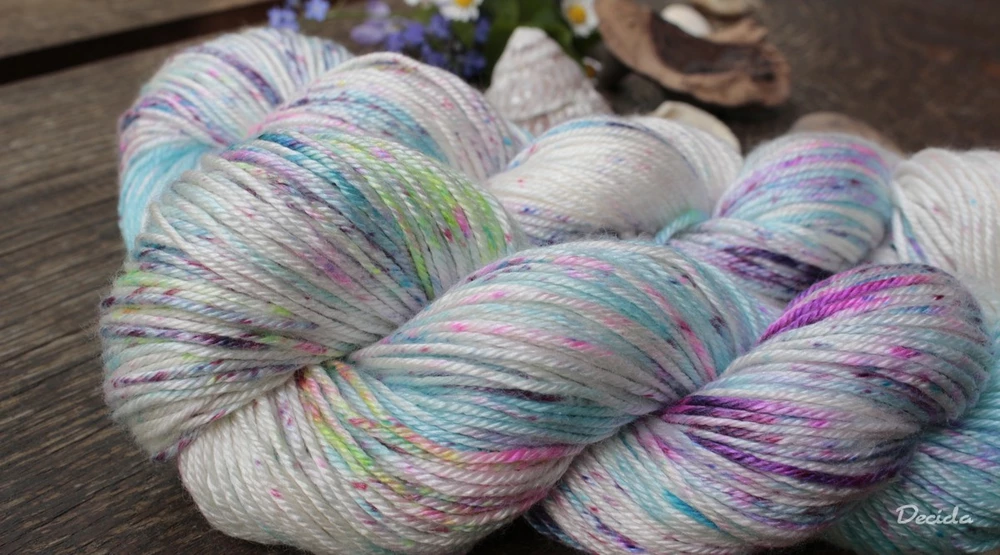 "Ofrkaná" - 212m/100g merino/hedvábí 50/50