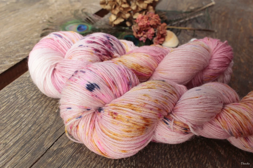 "Lucrecia" - 80%merino/20%bambus NOVINKA