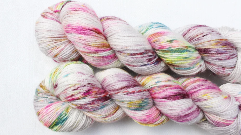 "Fireworks" - 80%merino/20%bambus NOVINKA