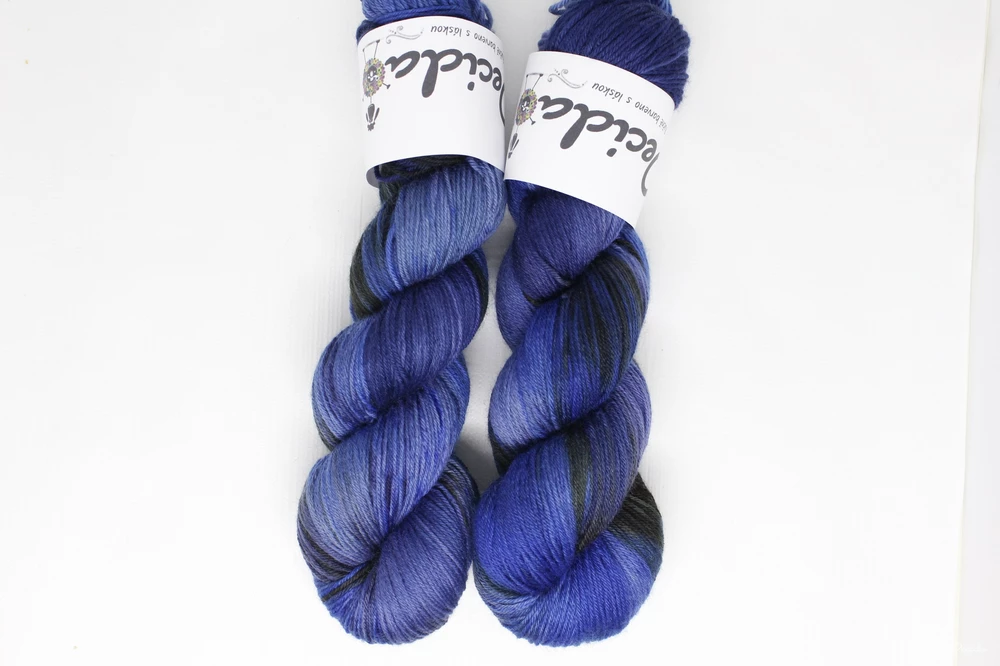 "Blue darkness" EXTRA Merino sw/polyamid 365m/100g