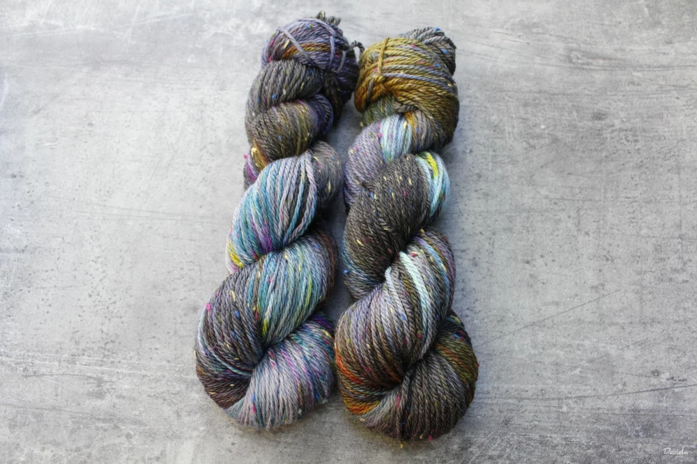 "Tajný vzkaz" - merino a Donegal neps ARAN 166m/100g