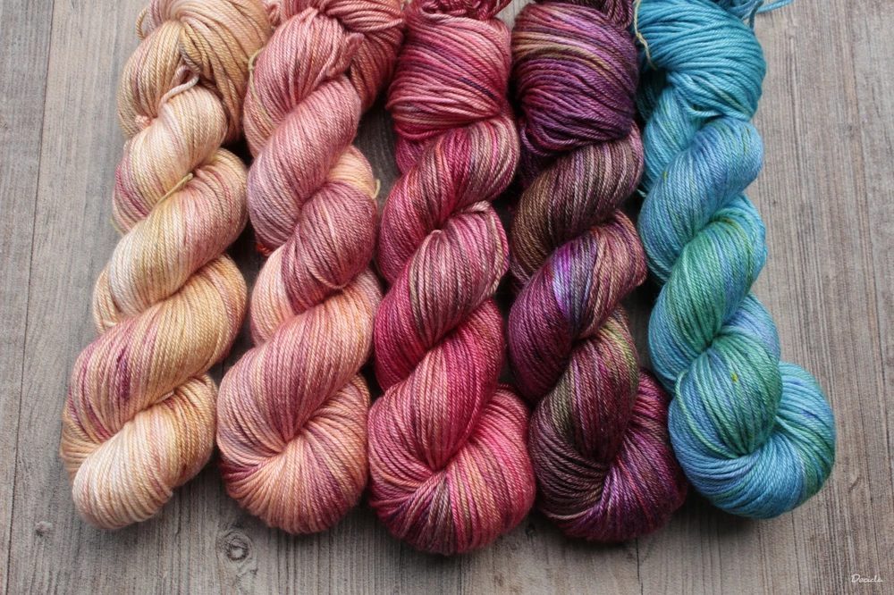 "Agua" merino/hedvábí 50/50 212m