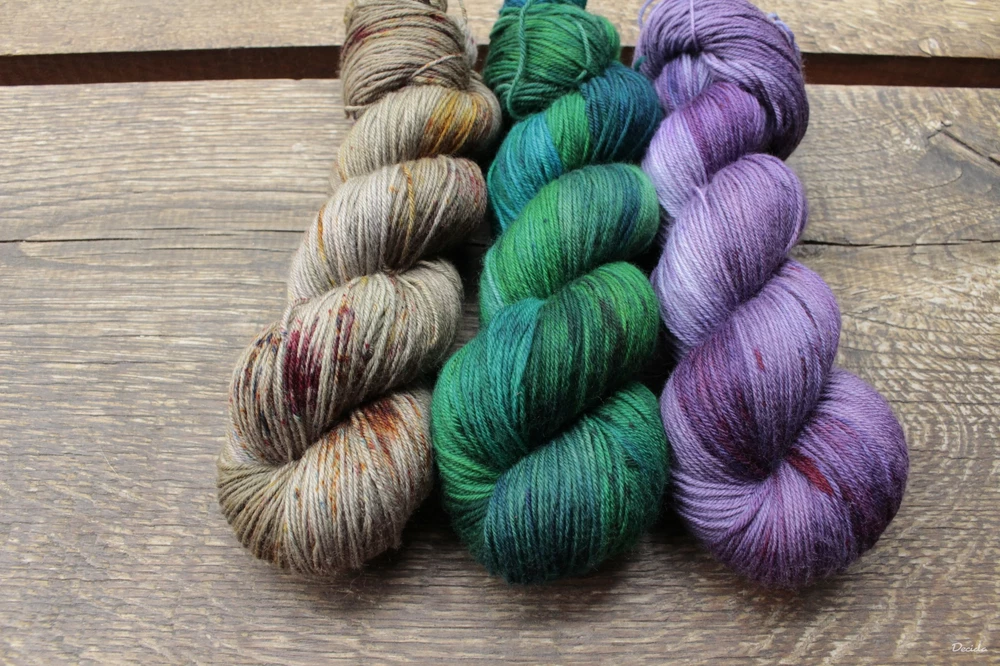 "Olive" - EXTRA Merino sw/polyamid 365m/100g