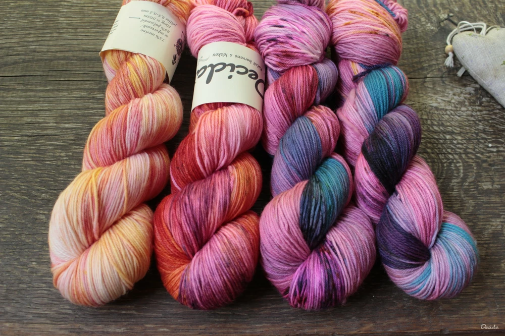 "Happy" - EXTRA Merino sw/polyamid 365m/100g