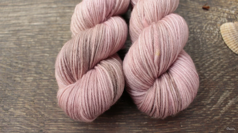 "Powder pink" -  Merino sw/polyamid 270m/100g