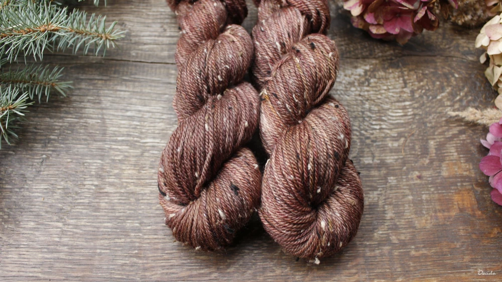 "Teddy bear" - merino a Donegal neps ARAN 166m/100g