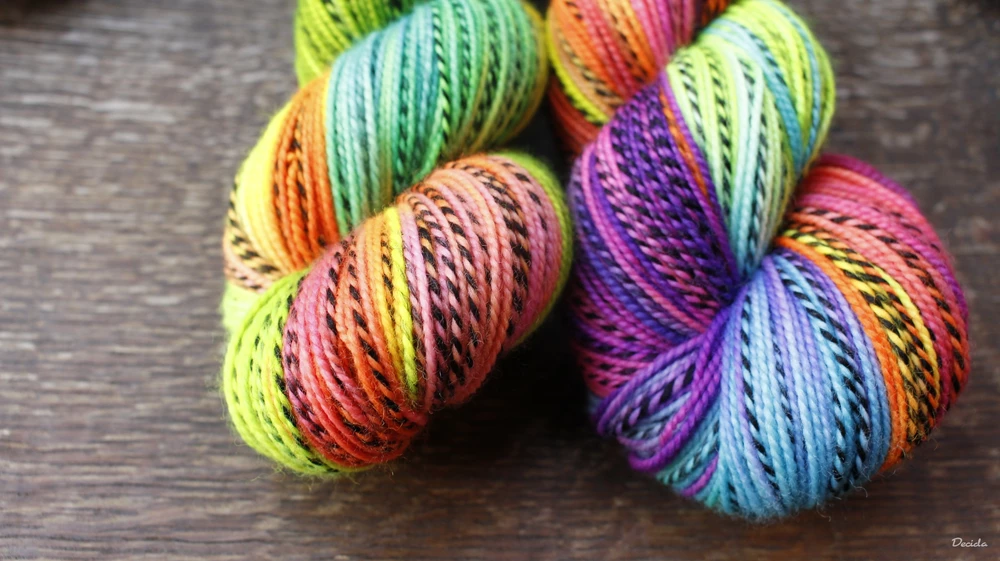"Neon" - ZEBRA Merino sw/nylon 365m/100g