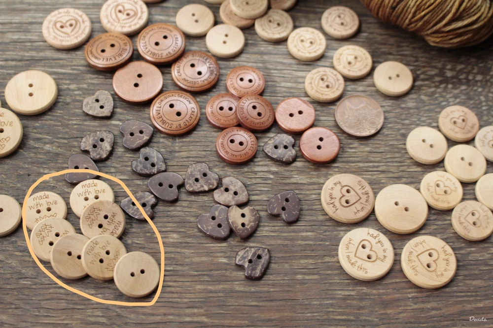 Dřevěné knoflíky Made with love 20mm