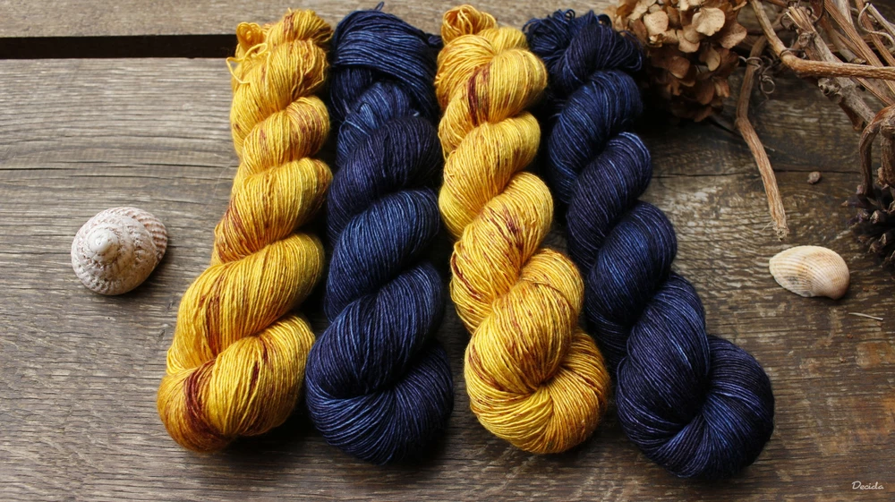 "Starry night" merino/hedvábí 70/30 400m jednonitka