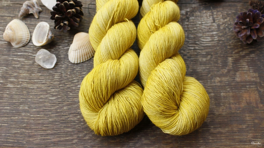 "Yellow mustard" extra MERINO se sw 2mm (680m)