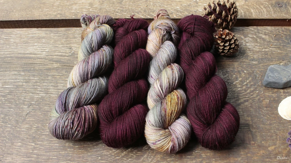 "Hot Burgundy" - EXTRA Merino sw/polyamid 365m/100g
