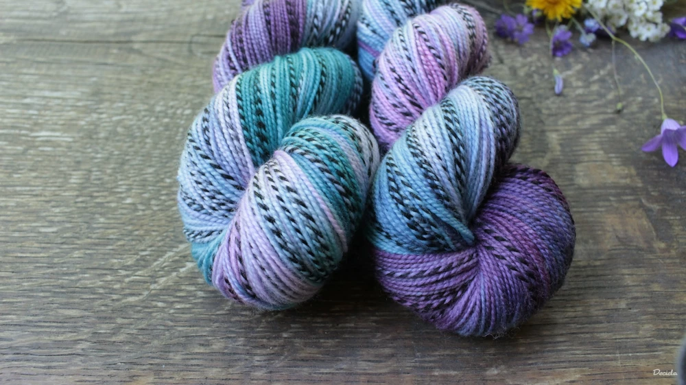 "Zastánkyně" - ZEBRA Merino sw/nylon 365m/100g