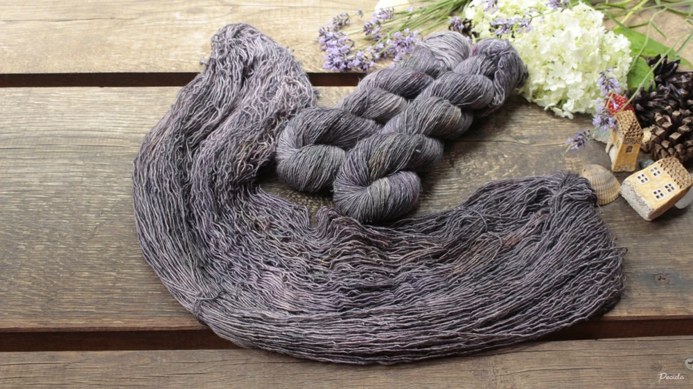 "Popelka" -  Single 90% Merino/10% Len 366m