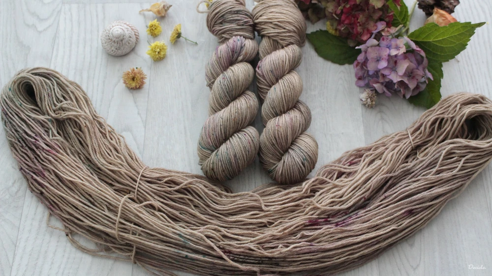 "Speckled beige" - extra MERINO se sw 4mm