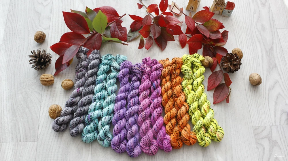 Set 6x20g  "Neon" - ZEBRA Merino sw/nylon 365m/100g
