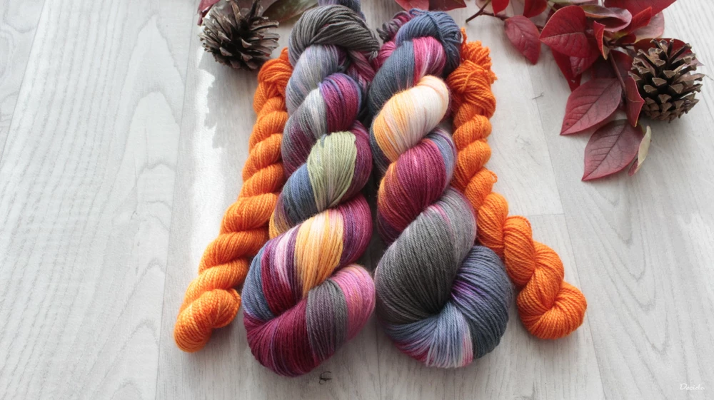 "Jednobarevné minis" - EXTRA Merino sw/polyamid 365m/100g
