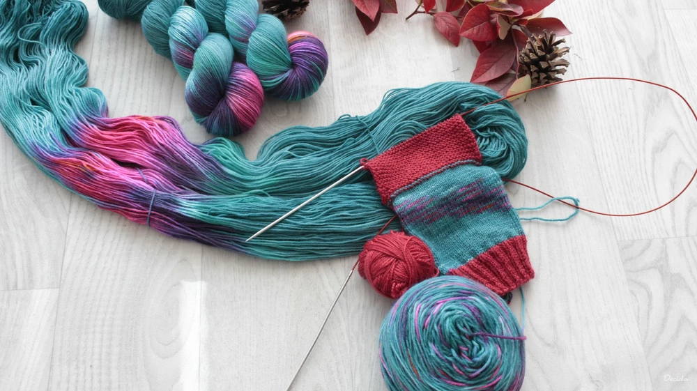 "Flou" - EXTRA Merino sw/polyamid 365m/100g