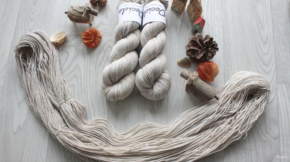 "Zapudrovaná" Merino/hedvábí 4mm 