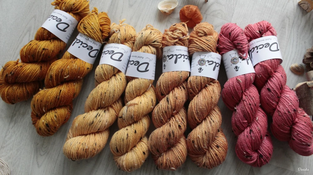 "Melounová" - merino a Donegal neps ARAN 166m/100g