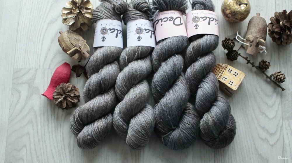 "Tmavá 2" Merino/tencel 333m