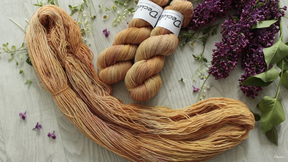 Molly" - EXTRA Merino sw/polyamid 365m/100g