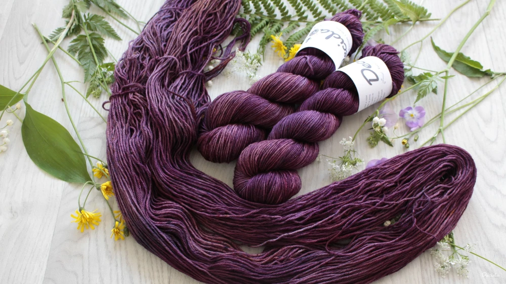 "Sweet Burgundy" - extra MERINO se sw 4mm