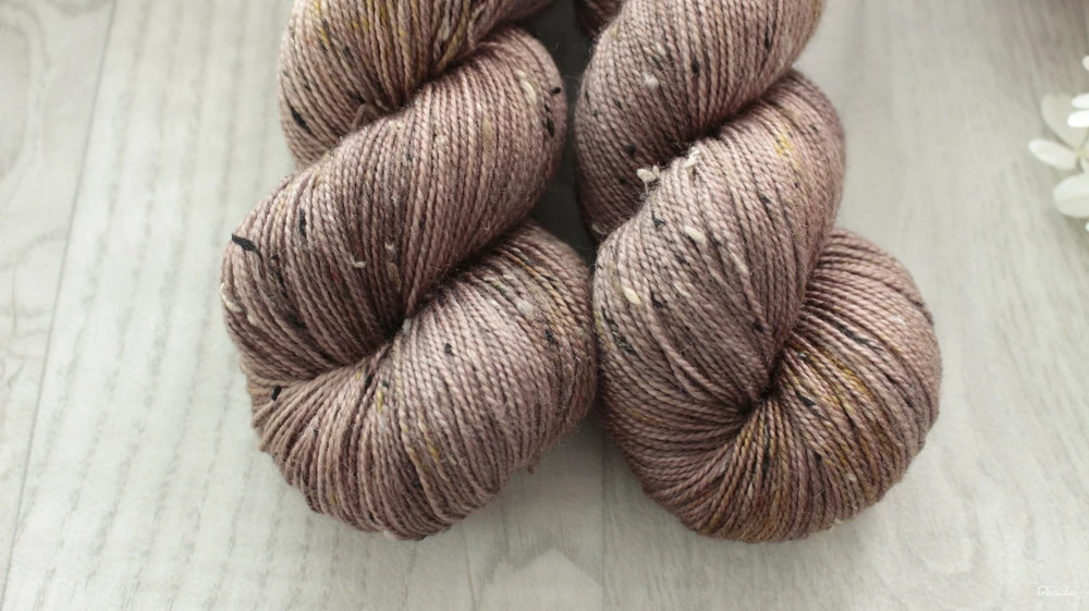 "Castaic" - merino a Donegal neps 400m